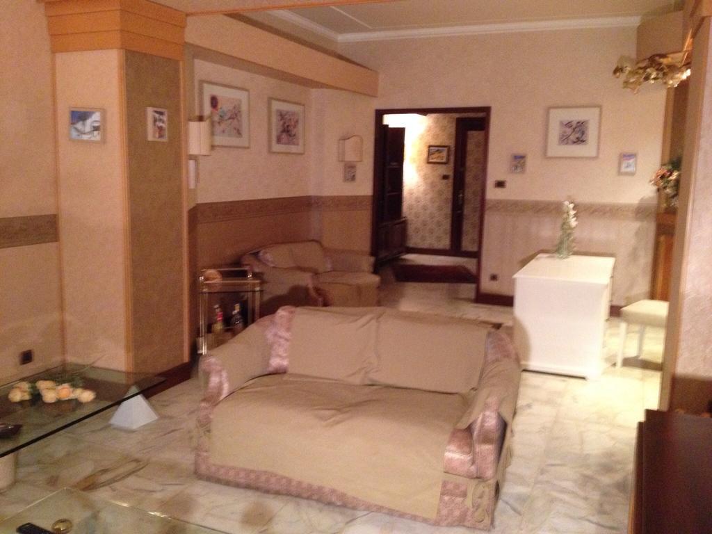 B&B Il Bagolaro Dell'Etna Sant'Agata Li Battiati Luaran gambar